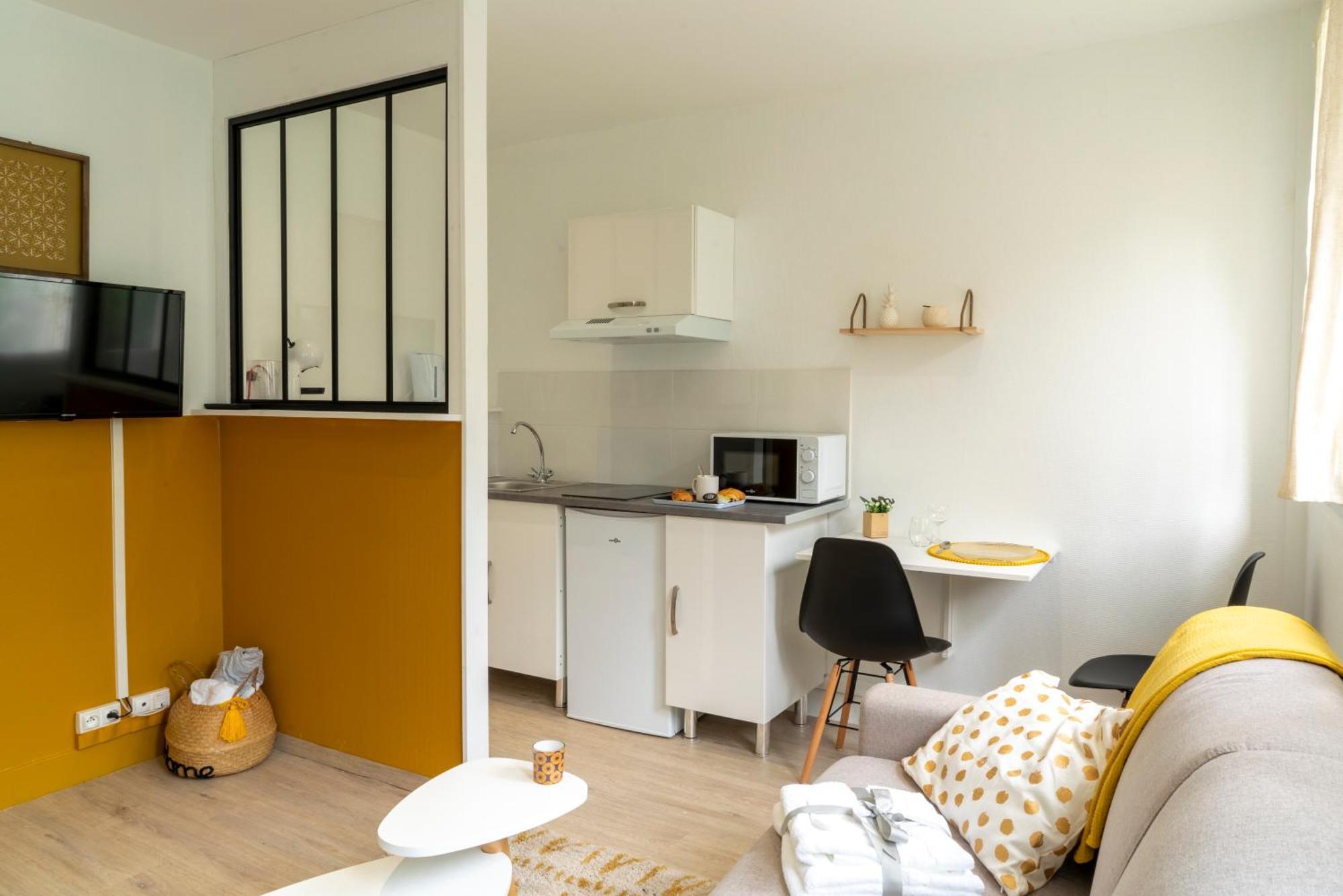 Stockholm- Studio Serenite Avec Jardin Charleville-Mézières 外观 照片
